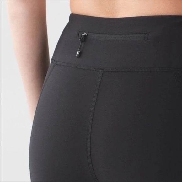 Lululemon size 6 fitness legging - Picture 4 of 16